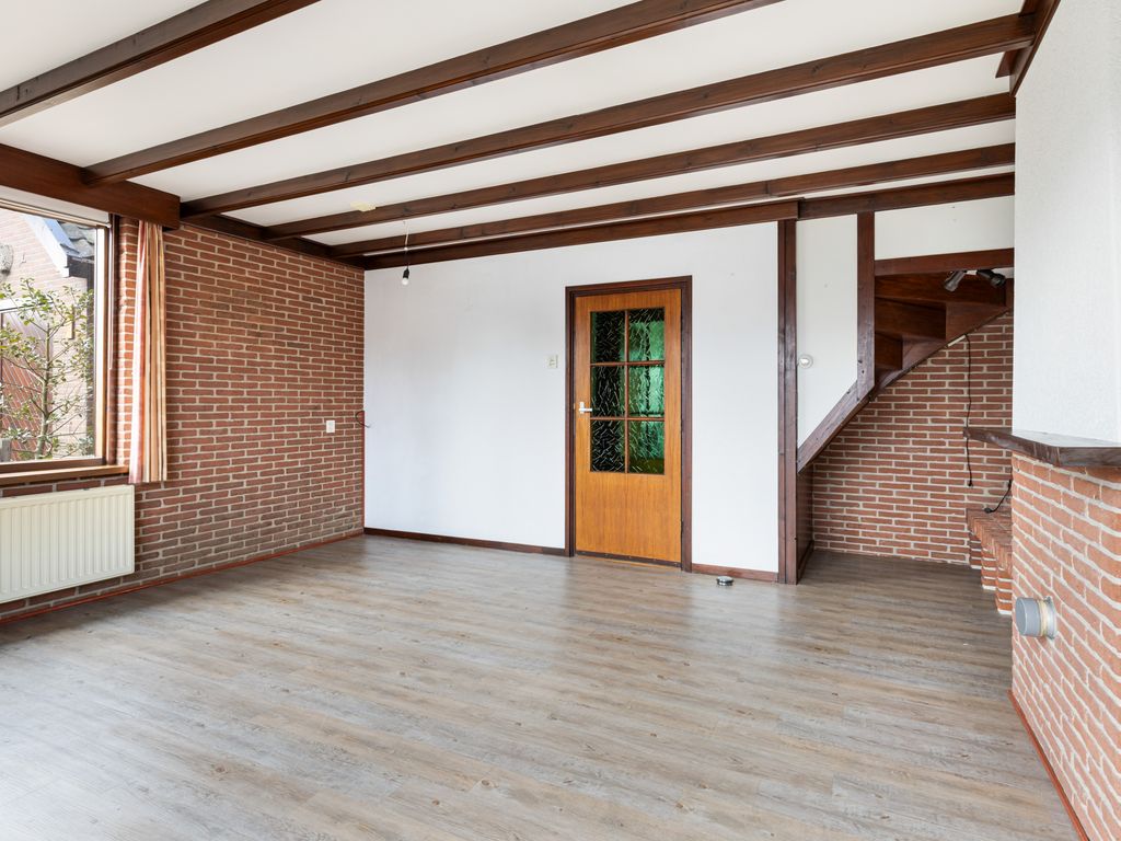 Leidsestraatweg 61, HARMELEN