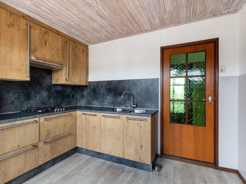 Leidsestraatweg 61, HARMELEN