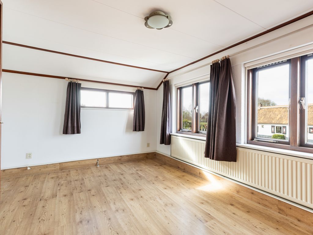 Leidsestraatweg 61, HARMELEN