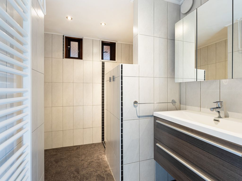 Leidsestraatweg 61, HARMELEN