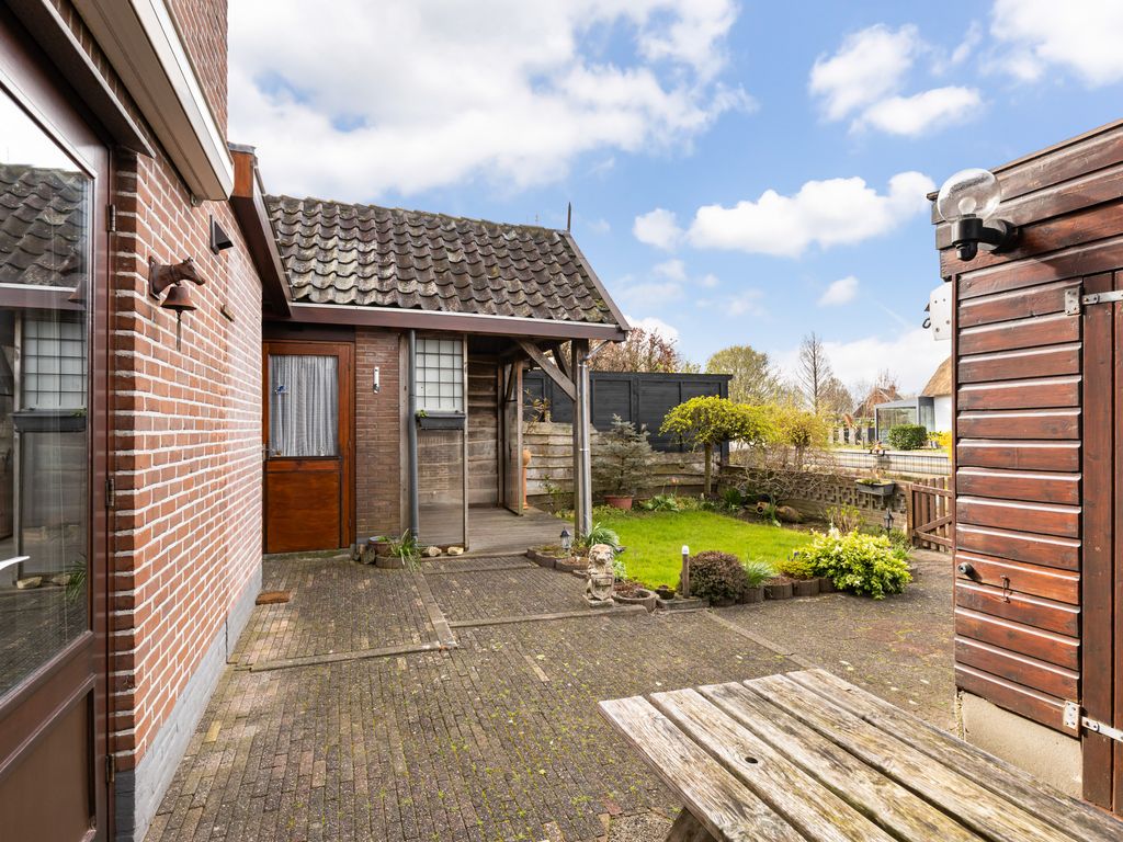 Leidsestraatweg 61, HARMELEN