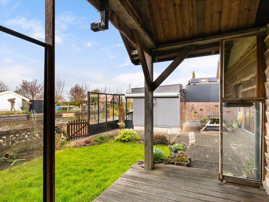 Leidsestraatweg 61, HARMELEN