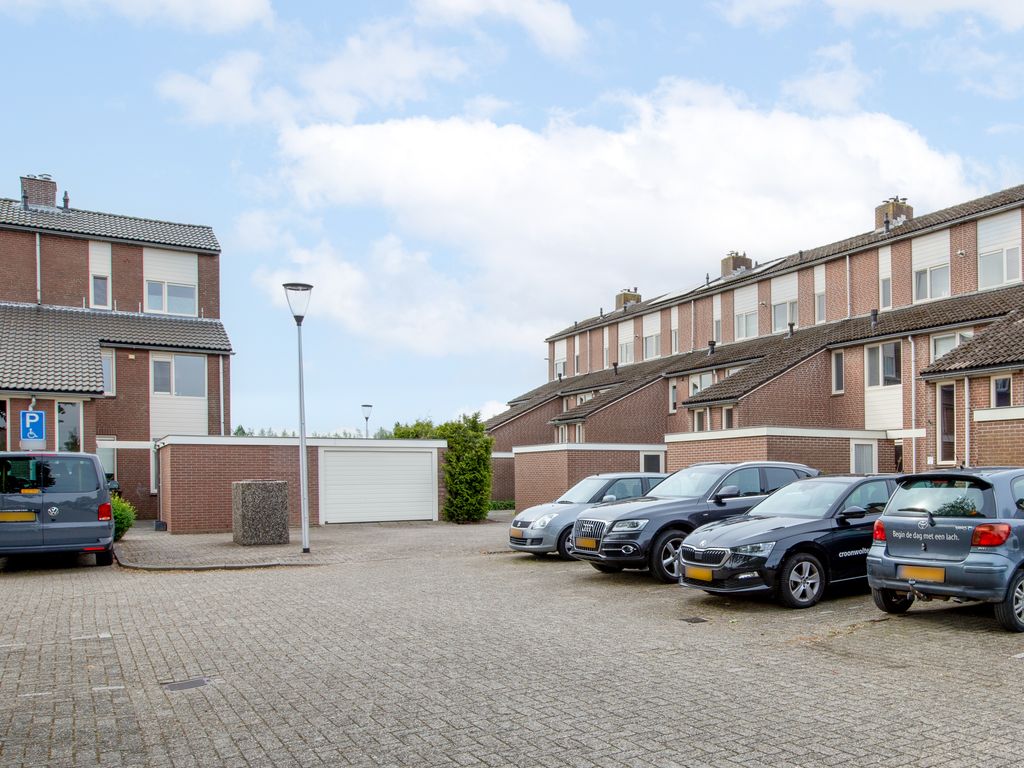 Veldzichtlaan 38, LINSCHOTEN