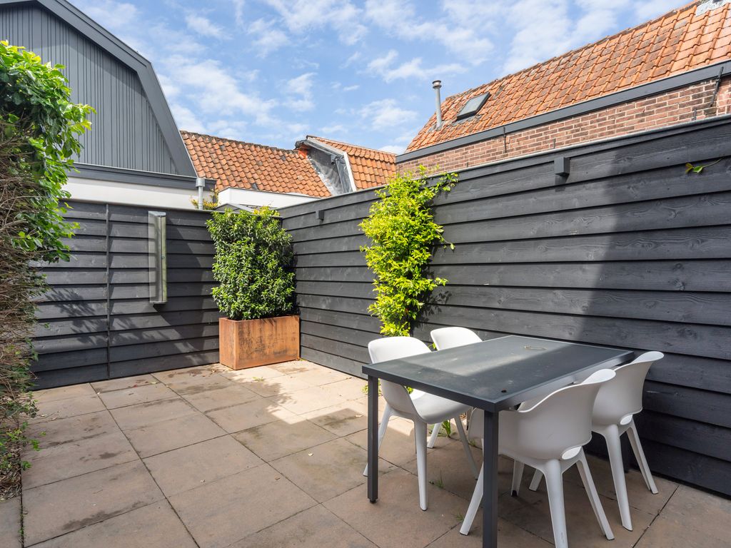 Lange Burchwal 23, OUDEWATER