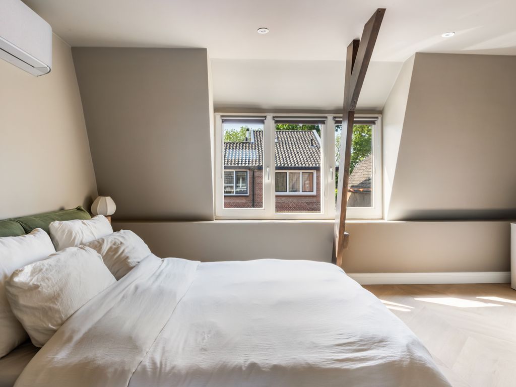 Willink van Collenstraat 38, BREUKELEN