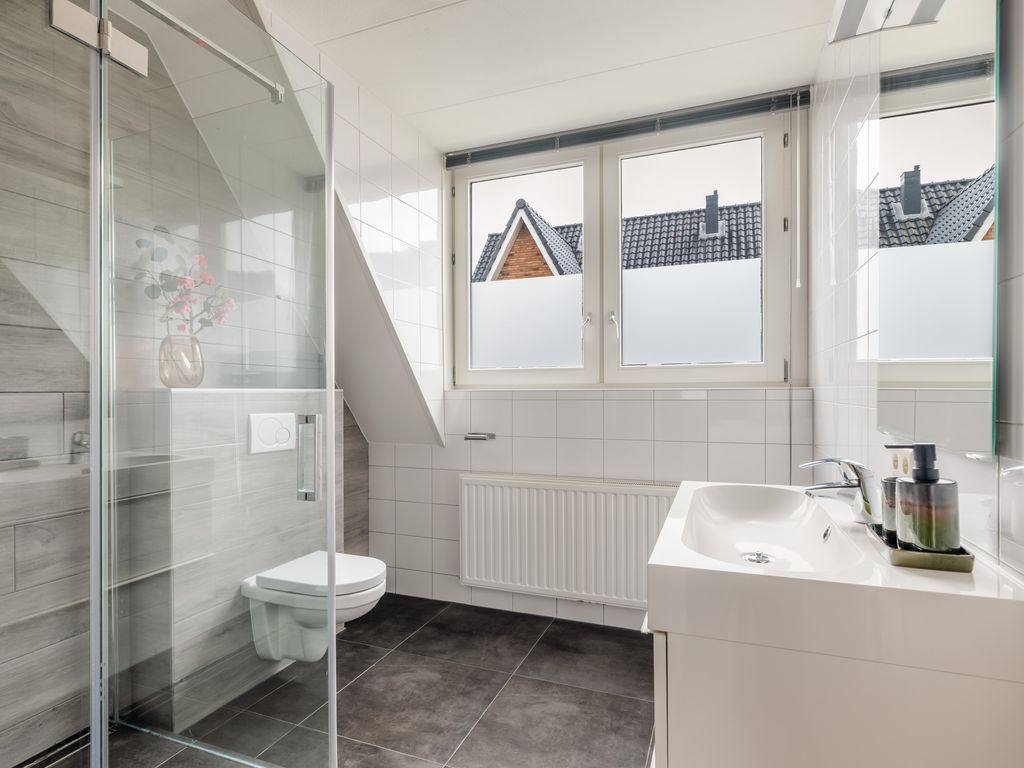 Burgemeester Groenenbergstraat 4, DRIEBRUGGEN