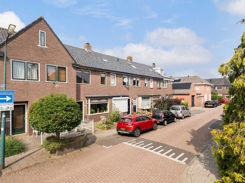 Dahliastraat 10, WOERDEN