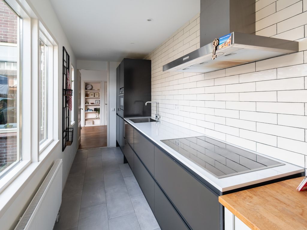 Dahliastraat 10, WOERDEN