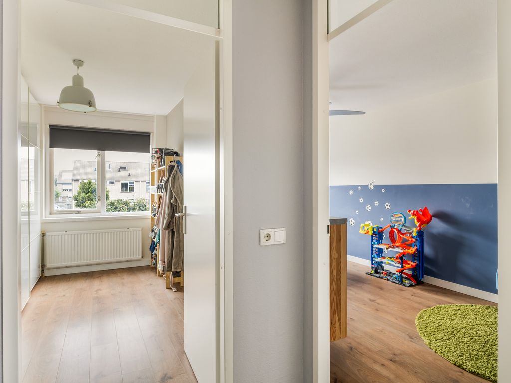 Vaartuigenlaan 28, Woerden