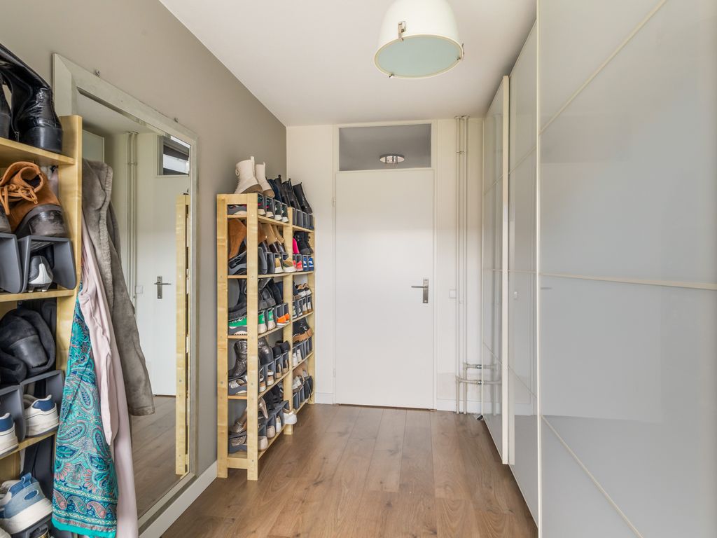 Vaartuigenlaan 28, Woerden
