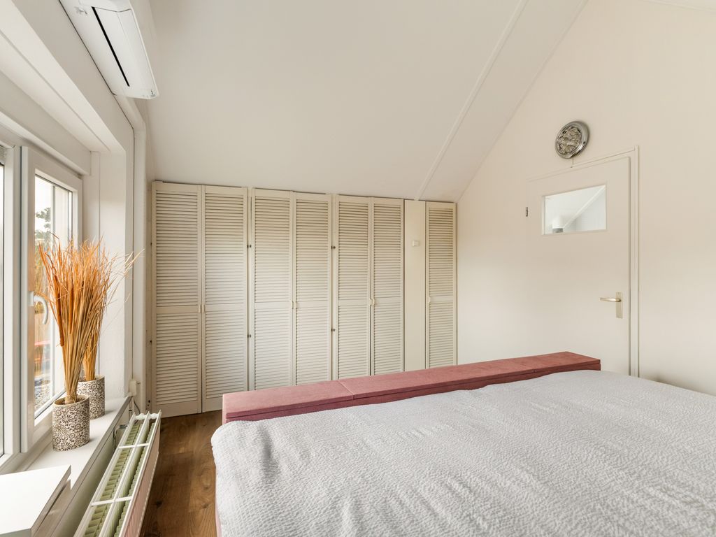 Vaartuigenlaan 28, Woerden