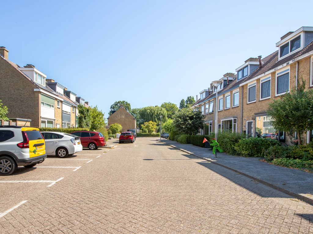 Heinsiuslaan 8, WOERDEN