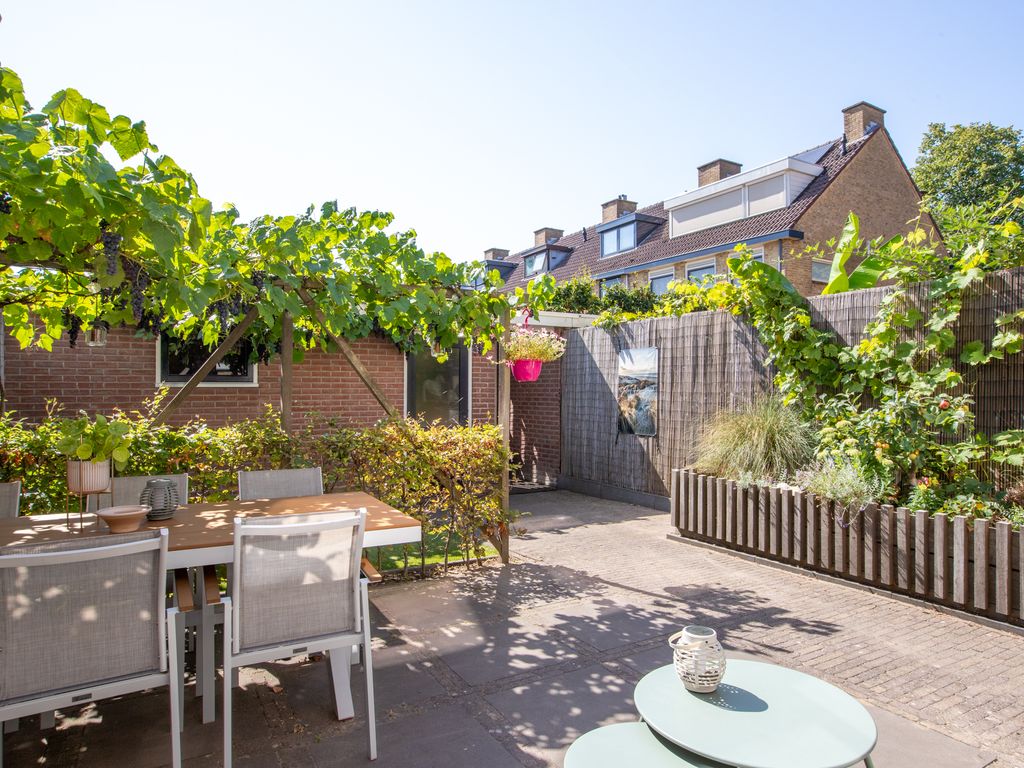 Heinsiuslaan 8, WOERDEN