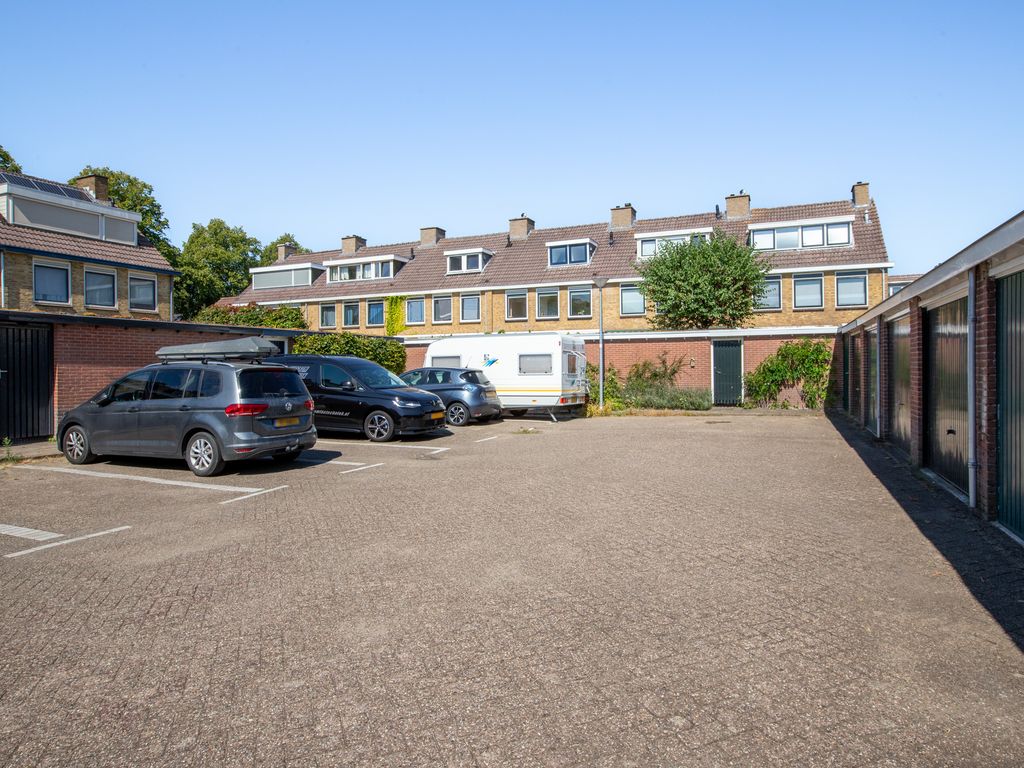 Heinsiuslaan 8, WOERDEN