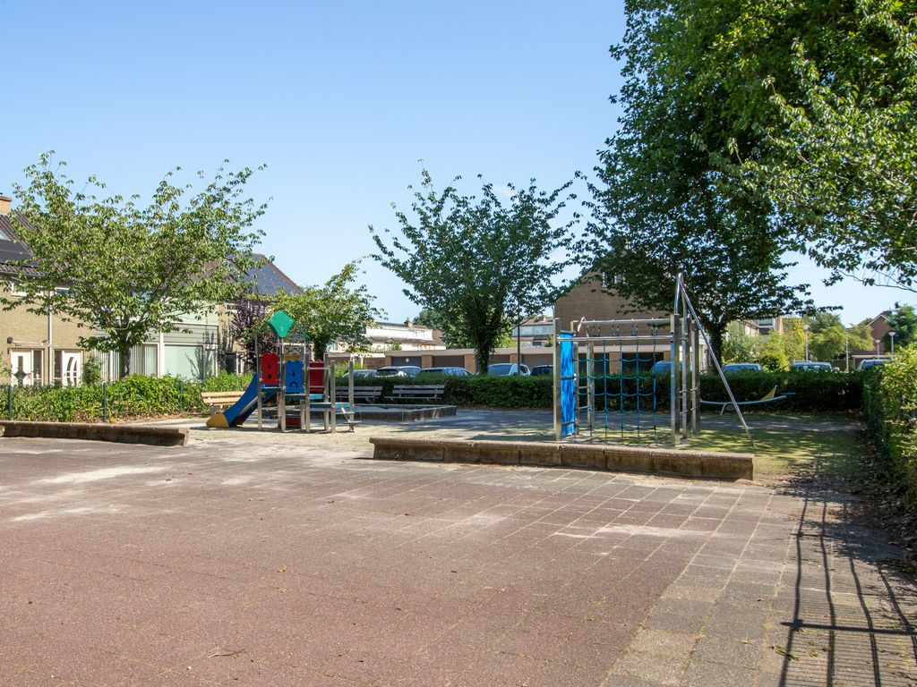 Heinsiuslaan 8, WOERDEN