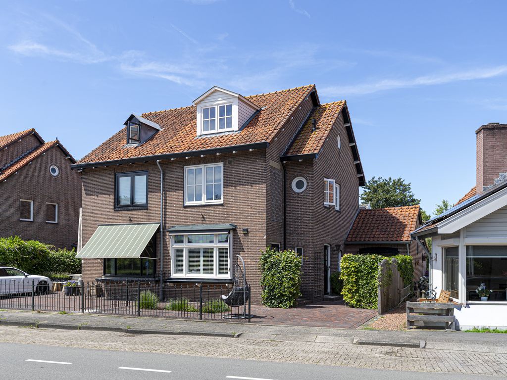 Utrechtsestraatweg 33IV, WOERDEN