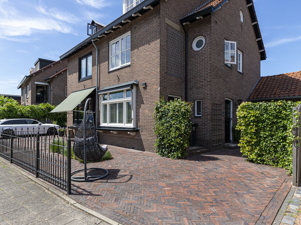Utrechtsestraatweg 33IV, WOERDEN