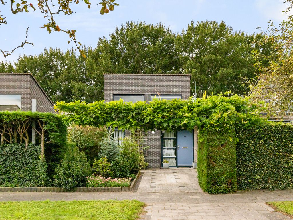 Ponddreef 27, WOERDEN