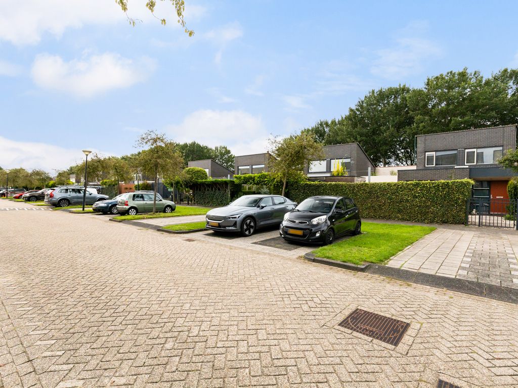 Ponddreef 27, WOERDEN