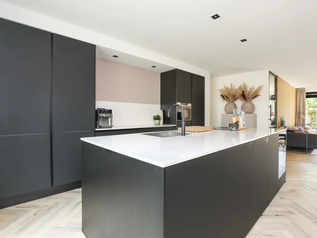 Breeland 61, HOOGLAND