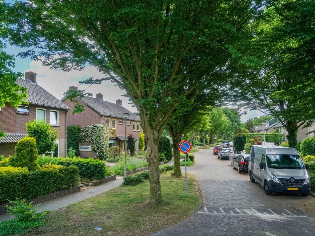 Holleweg 25, HOOGLANDERVEEN