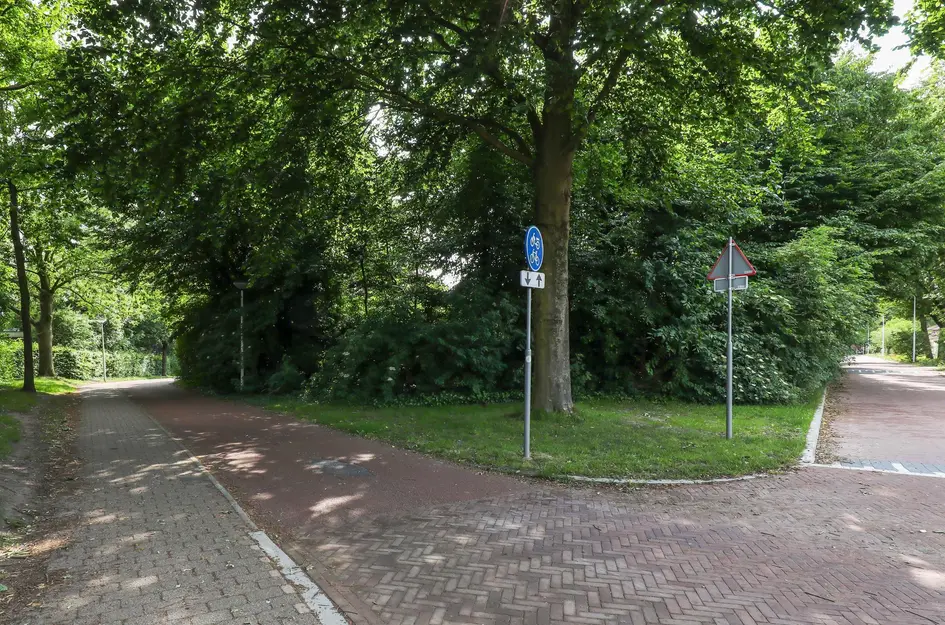 Engweg 46