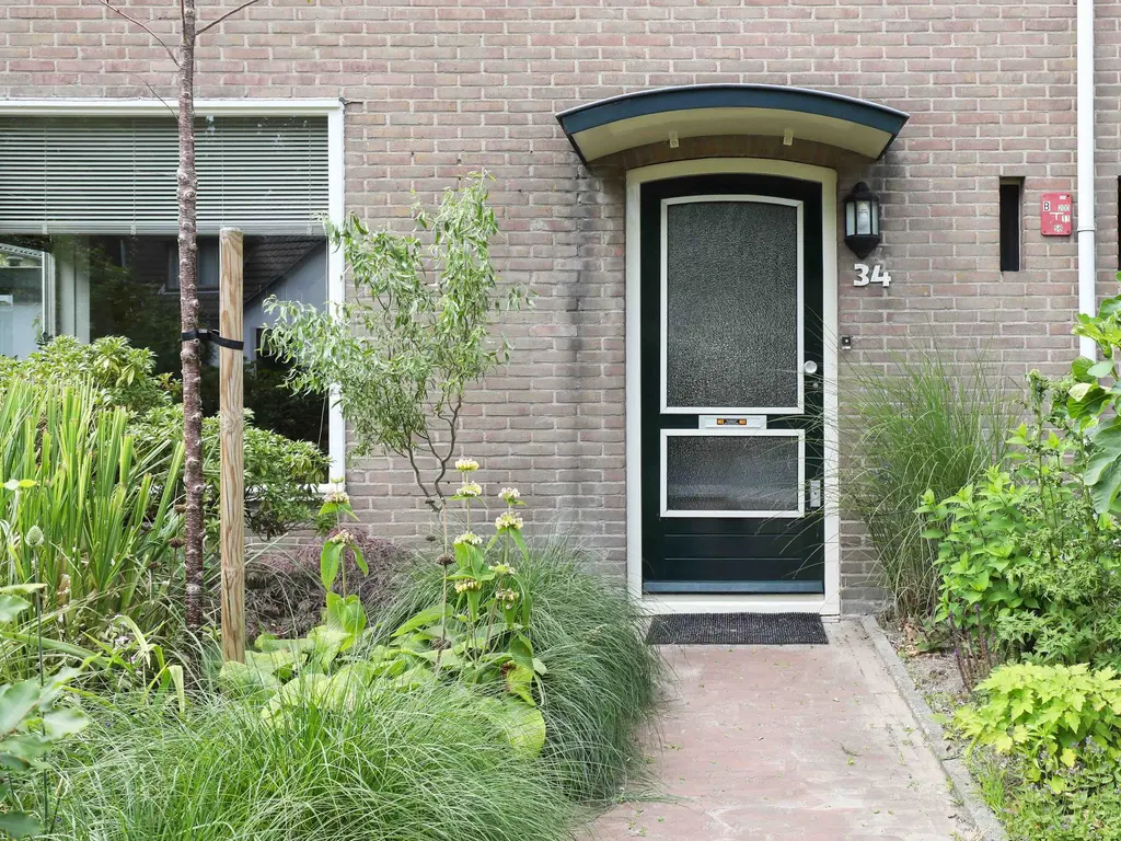 Oude Kerklaan 34, HOOGLAND