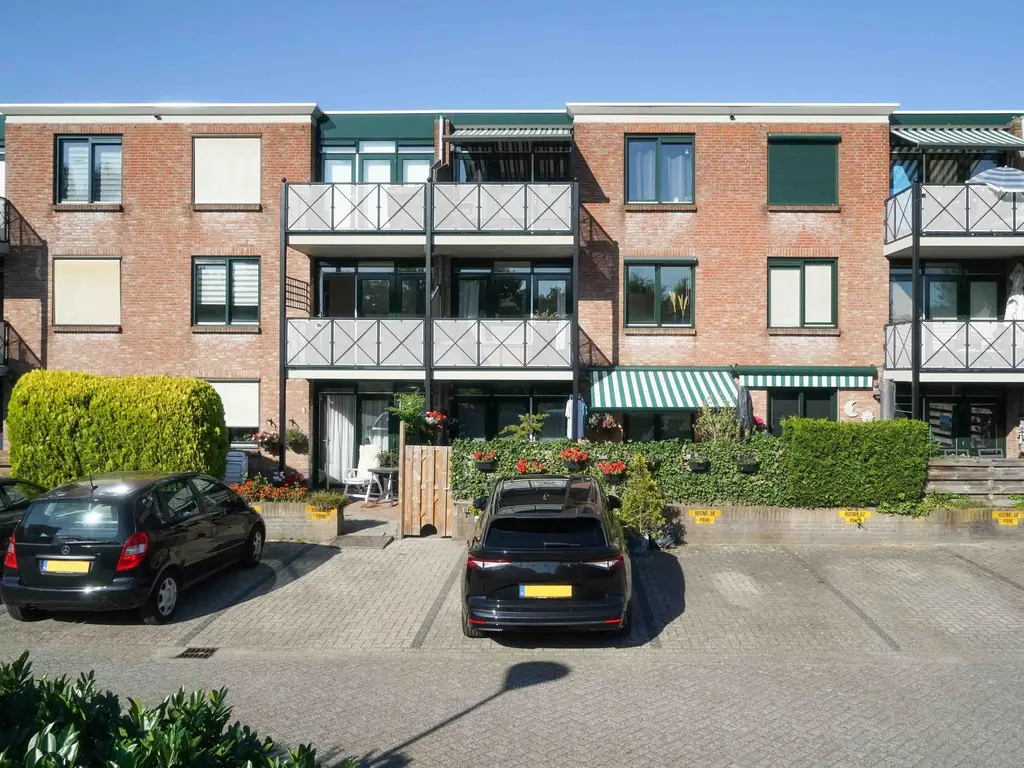 Van Boetzelaerlaan 68, HOOGLAND