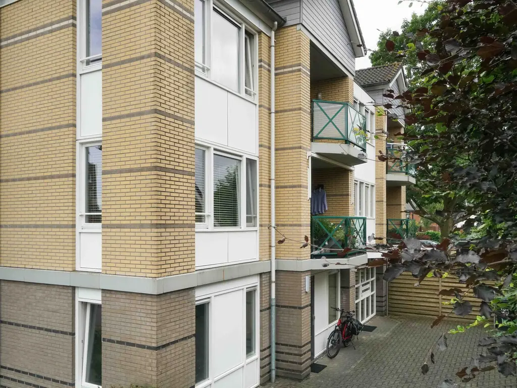 Kraailandhof 16, HOOGLAND