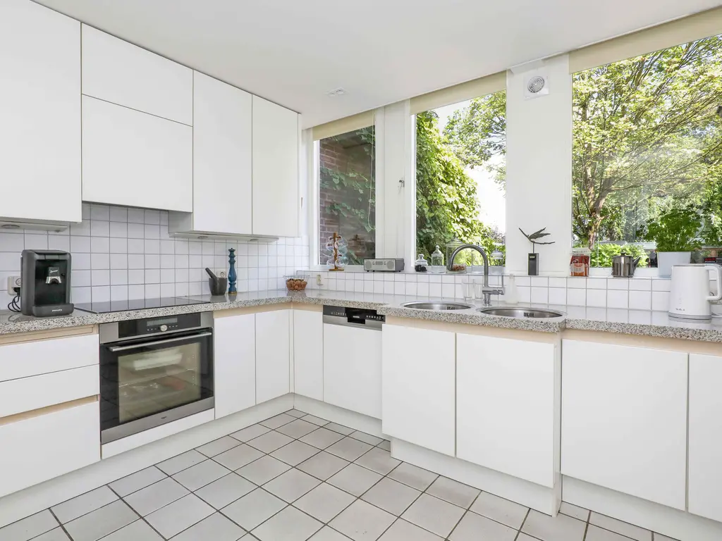 van Dedemlaan 23, HOEVELAKEN