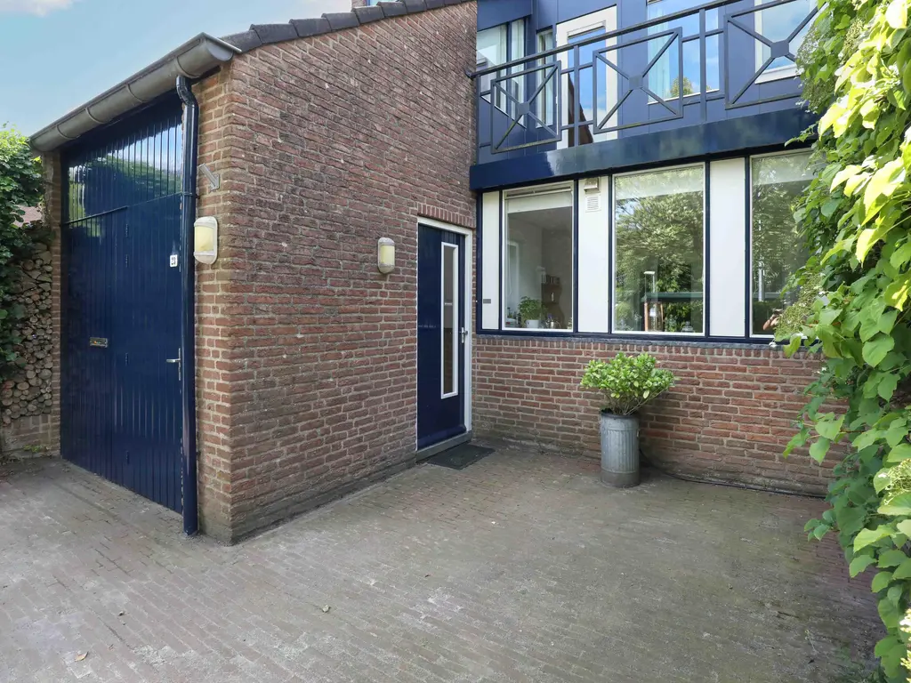 van Dedemlaan 23, HOEVELAKEN