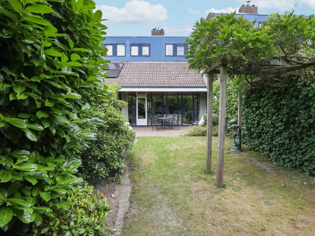 van Dedemlaan 23, HOEVELAKEN