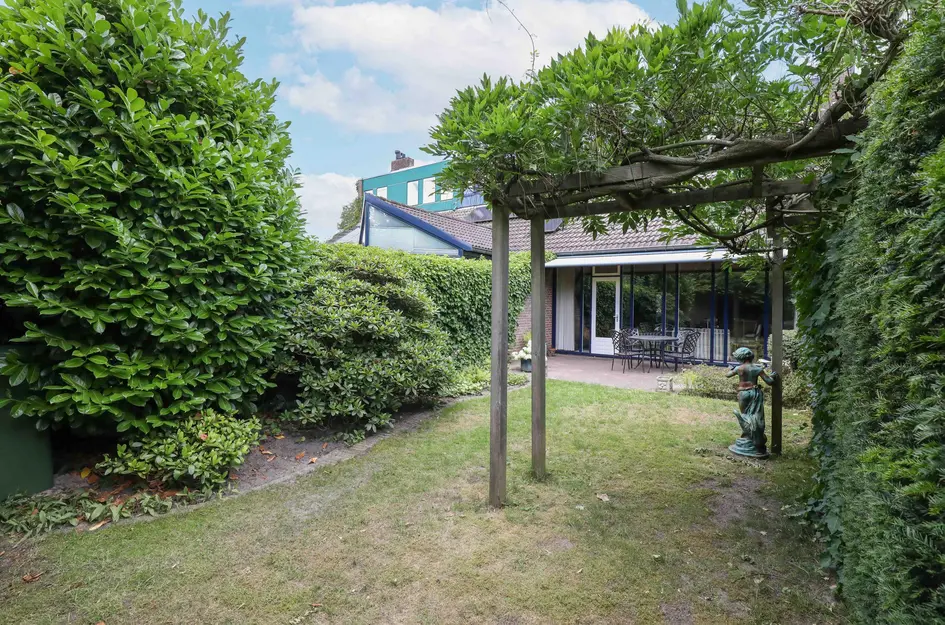 van Dedemlaan 23