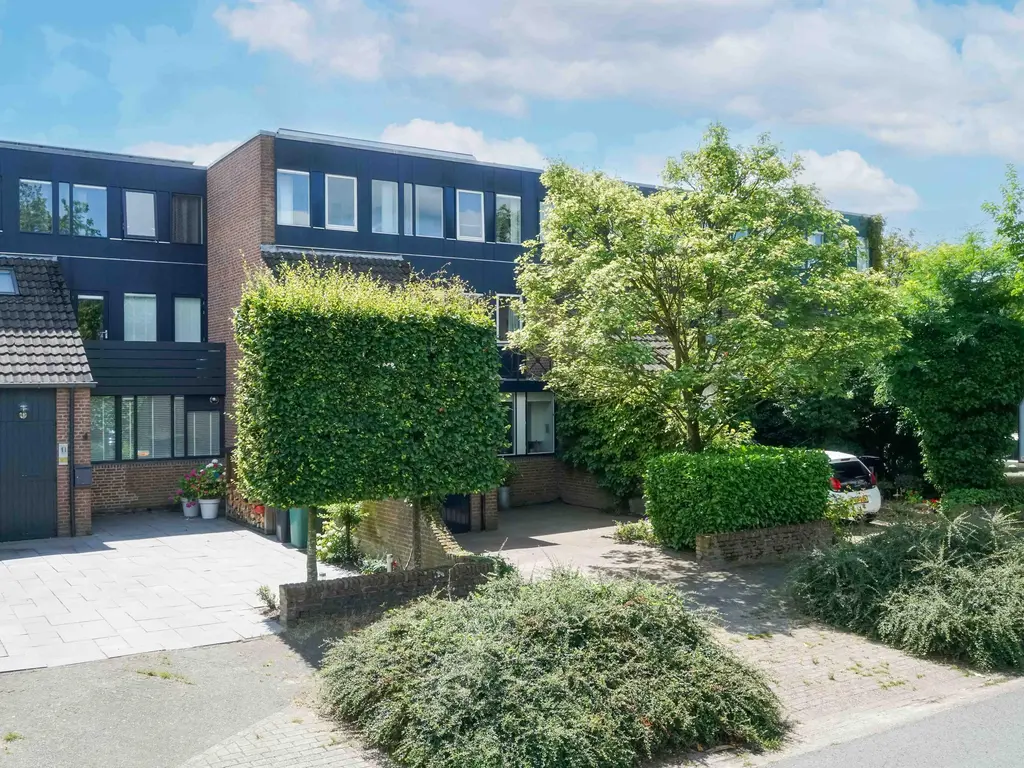 van Dedemlaan 23, HOEVELAKEN