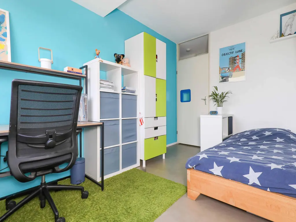 Ambachtlaan 78, HOOGLAND