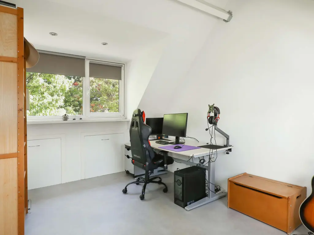 Ambachtlaan 78, HOOGLAND