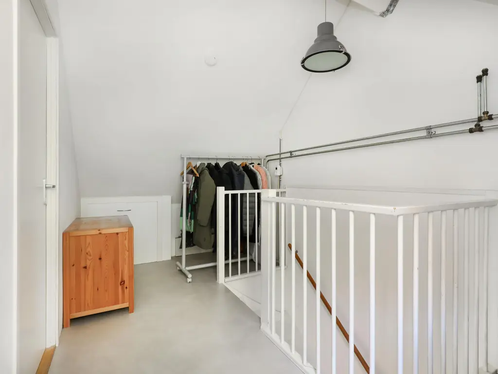 Ambachtlaan 78, HOOGLAND