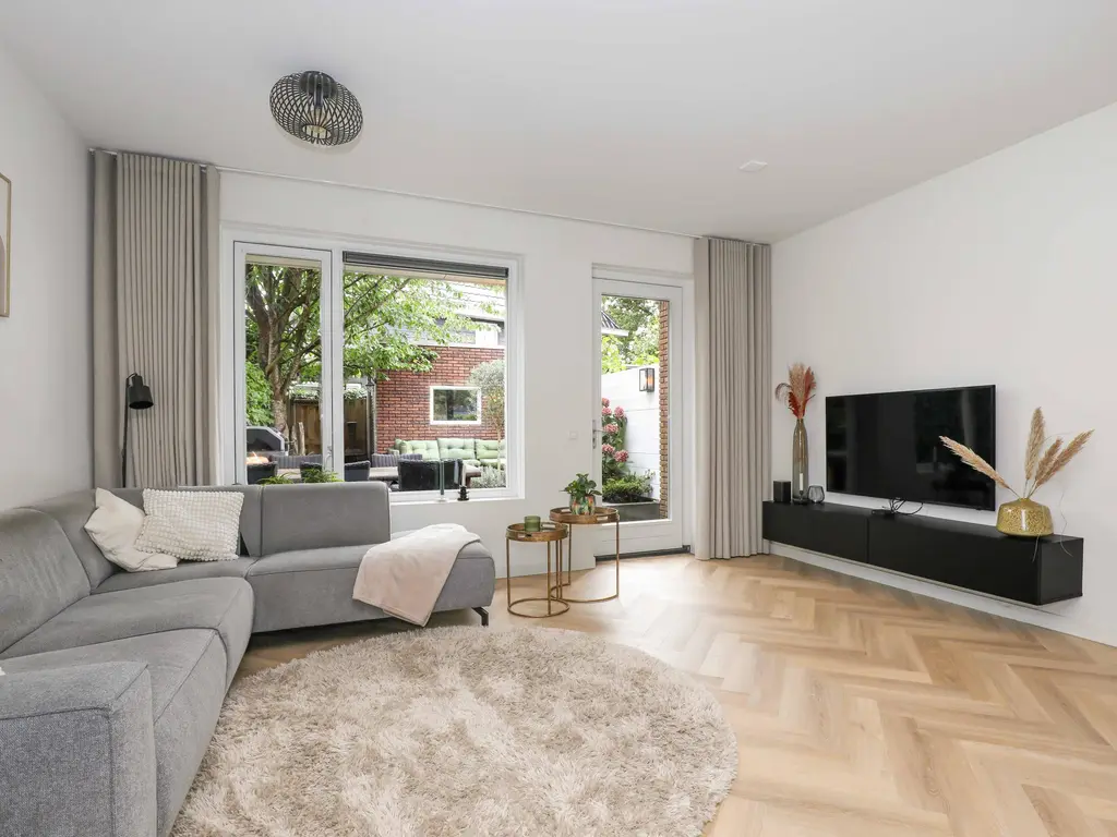 Hanzeboulevard 61, HOOGLANDERVEEN