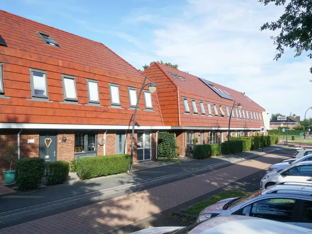 Hanzeboulevard 61, HOOGLANDERVEEN