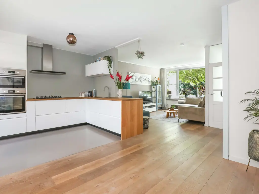 Ottersgat 2, HOEVELAKEN