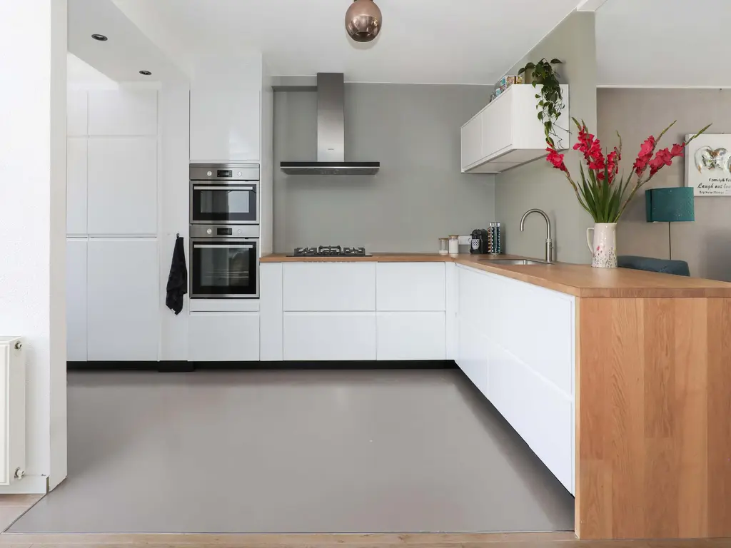 Ottersgat 2, HOEVELAKEN