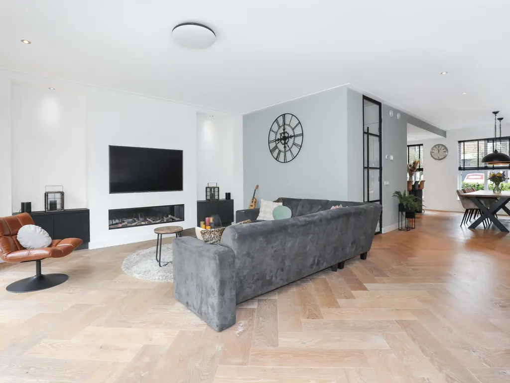 Greep 6, HOOGLANDERVEEN