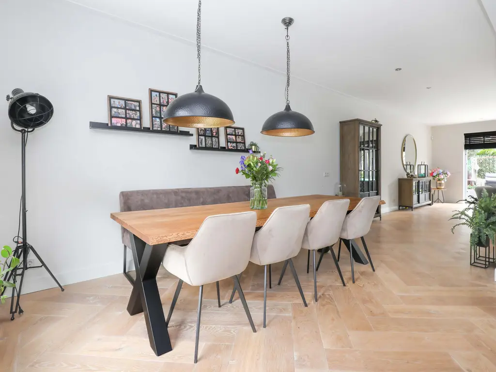 Greep 6, HOOGLANDERVEEN