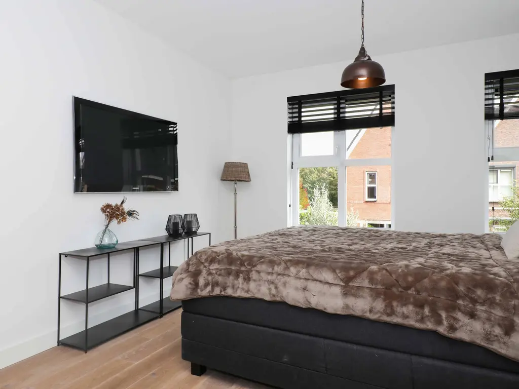 Greep 6, HOOGLANDERVEEN