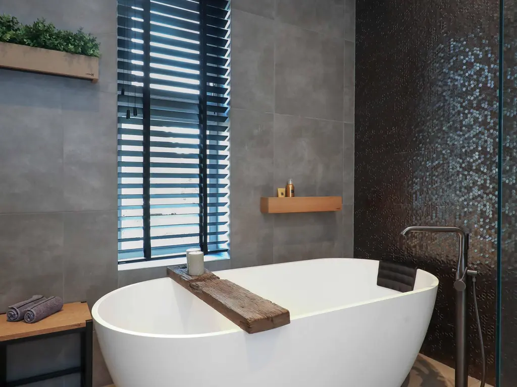 Greep 6, HOOGLANDERVEEN