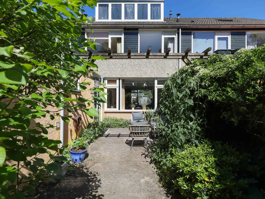 Kruiskruidlaan 58, BAARN