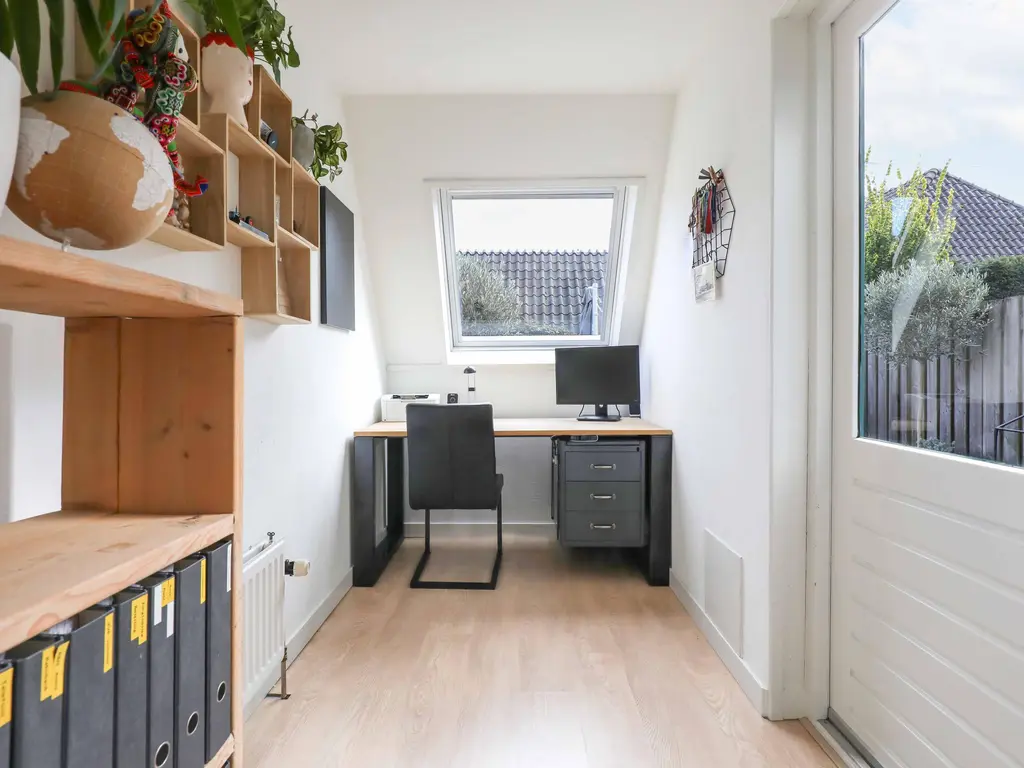 Zuivelhof 21, HOOGLAND