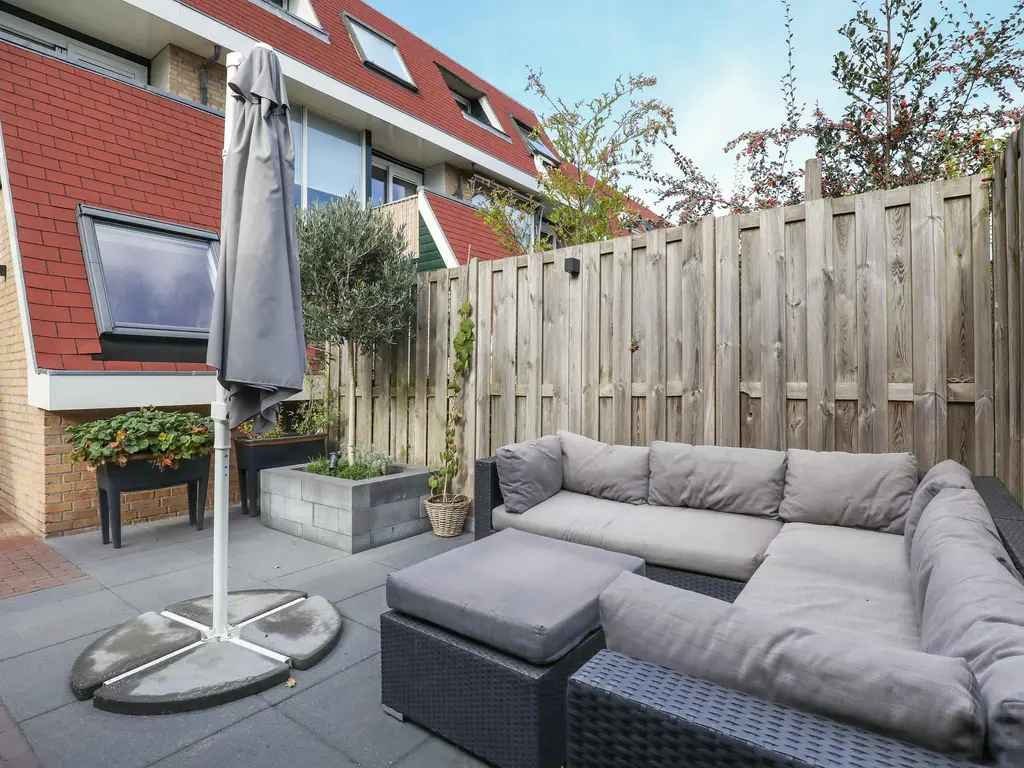 Zuivelhof 21, HOOGLAND