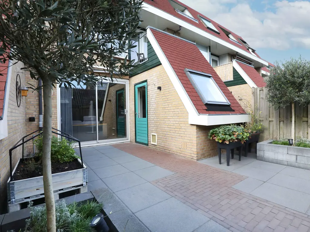 Zuivelhof 21, HOOGLAND