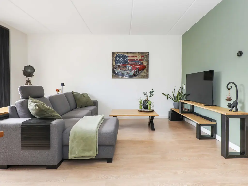 Zuivelhof 21, HOOGLAND